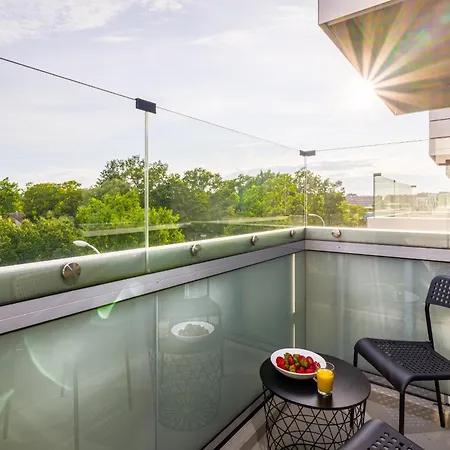 Apartament Partynice - Parking&balcony - By Rentujemy Wrocław