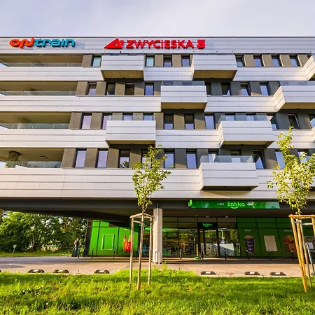 Partynice - Parking&balcony - By Rentujemy Apartament *