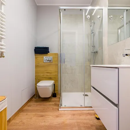 Partynice - Parking&balcony - By Rentujemy *