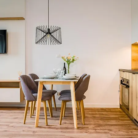 Partynice - Parking&balcony - By Rentujemy *