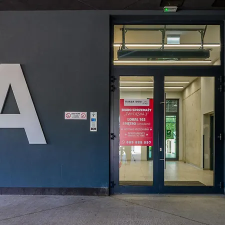 Apartamento Partynice - Parking & Balcony - By Rentujemy *