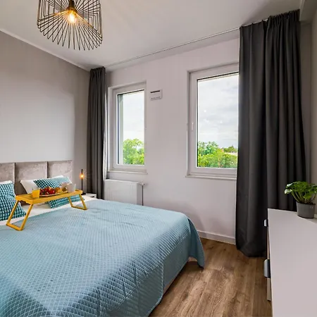 Partynice - Parking & Balcony - By Rentujemy Вроцлав