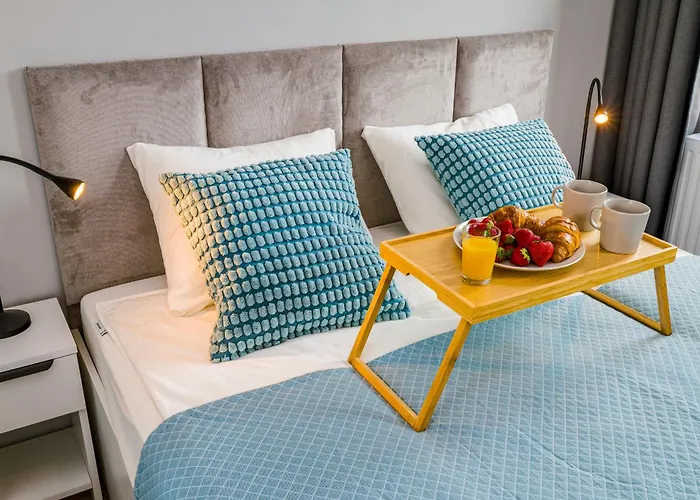 Apartamento Partynice - Parking & Balcony - By Rentujemy