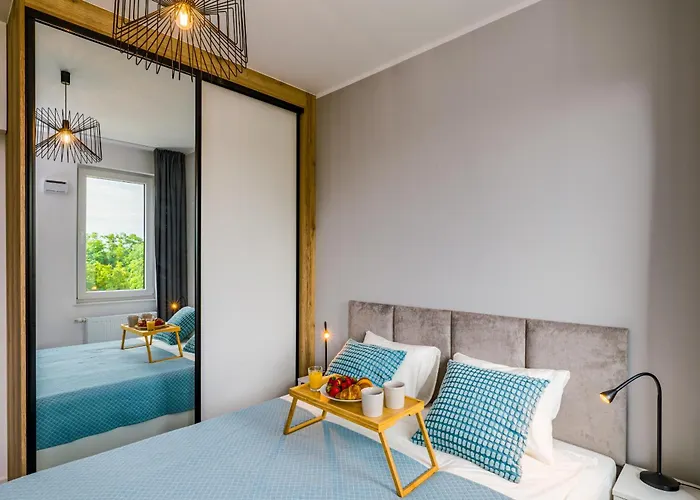 Apartment Partynice - Parking & Balcony - By Rentujemy Wroclaw