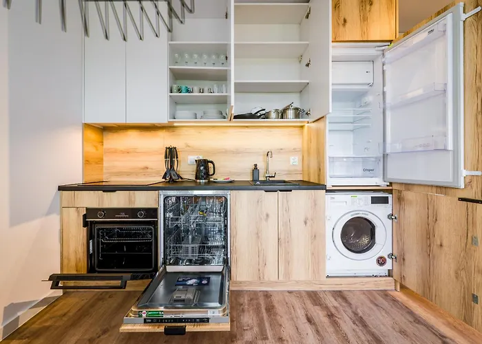 Partynice - Parking & Balcony - By Rentujemy Apartamento Wrocław