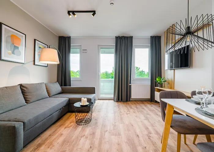 Partynice - Parking & Balcony - By Rentujemy Wrocław