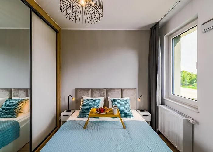 Partynice - Parking & Balcony - By Rentujemy