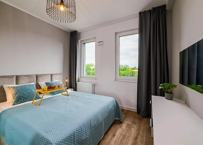 Partynice - Parking & Balcony - By Rentujemy Wroclaw