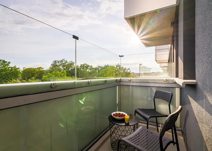 Partynice - Parking & Balcony - By Rentujemy